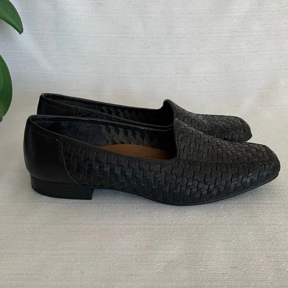 NWT Vintage Black Woven Leather Slip-On Loafers Men main image 4